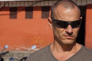 יורם קראוס. 